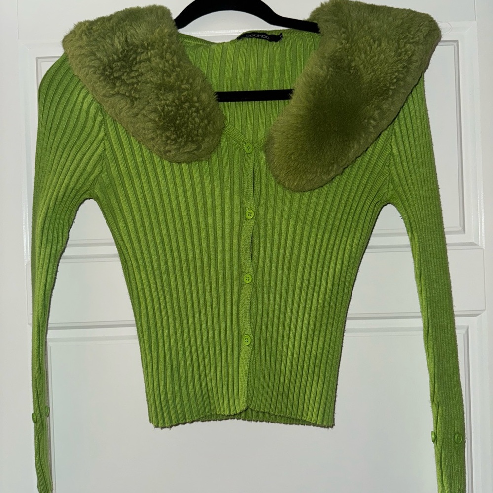 Boohoo Green Ribbed Sweater with Faux Fur Collar
